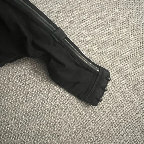 Victoria’s Secret Black Lace Bra – 34DD - Picture 6 of 6